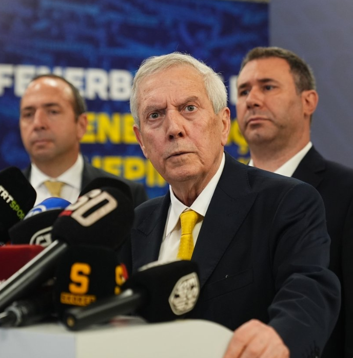 Aziz Yıldırım Kararını Açıkladı! Fenerbahçe’de Sezon Sonu İçin Dikkat Çeken Gelişme