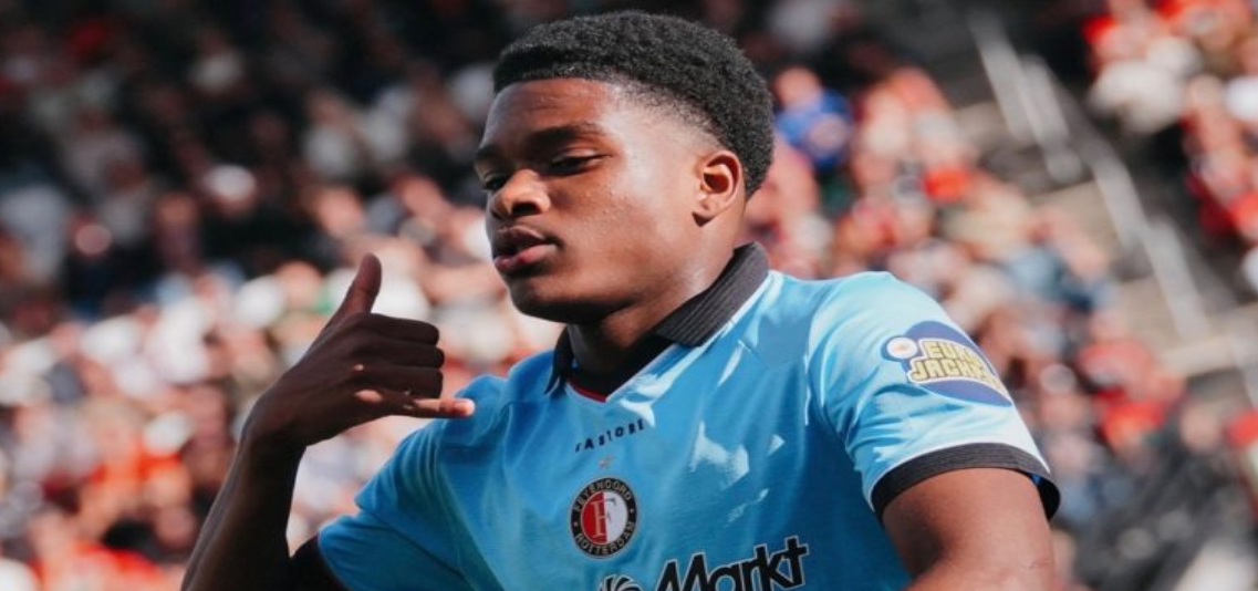 17 Yaşındaki Schaken Tarihe Geçti! Feyenoord Nijmegen’i Devirdi
