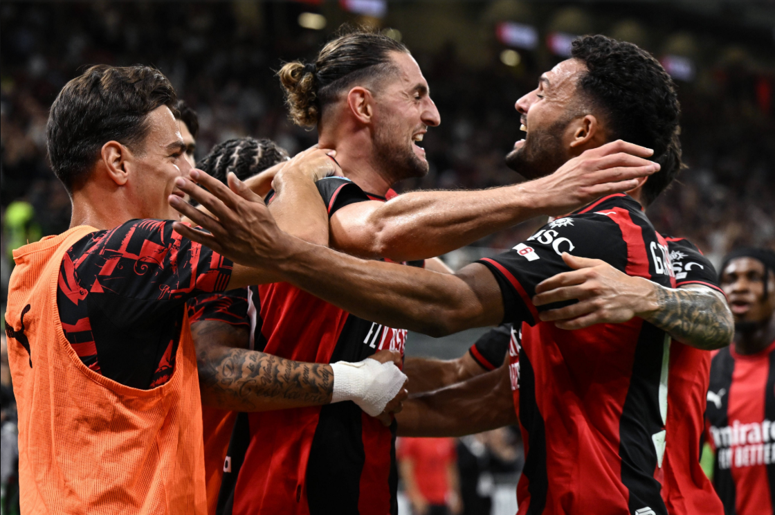 SON DAKİKA! Milan’dan Lecce’ye 3-0’lık Darbe