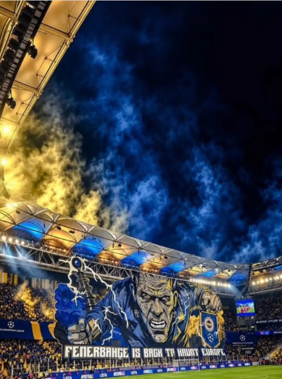 AVRUPA FENERBAHÇE TARAFTARINI KONUŞUYOR! Koreografiler sosyal medyayı salladı