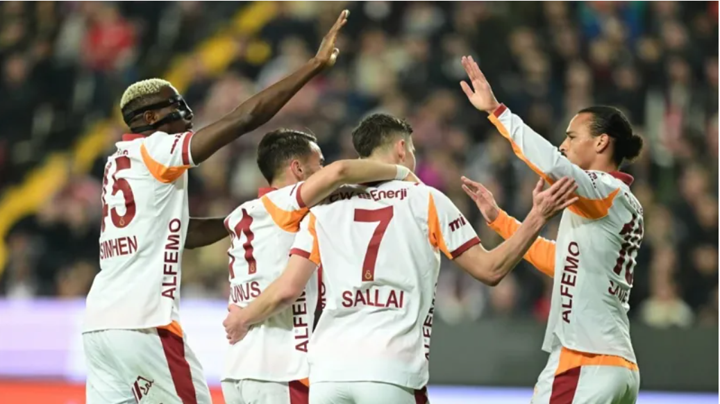 Zirvede büyük savaş! Galatasaray şampiyonluk için sahaya çıkıyor