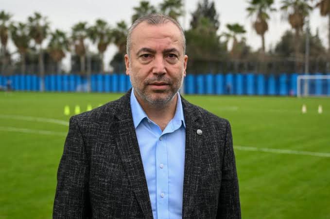 Ertan Zeybek Açıkladı: “Montella’nın 330 Bin Euro’luk Alacağından Feragat Etmesini Bekliyoruz”