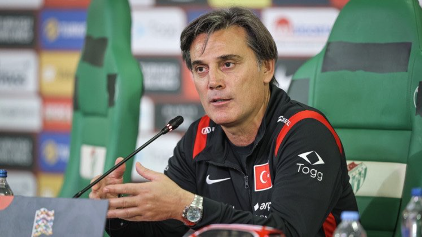 Montella’dan Milli Takım Oyuncularına Sahip Çıkan Açıklama! “Eleştiri Bana Yapılabilir”